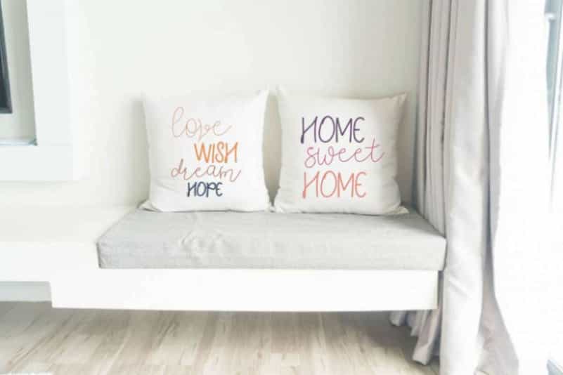 Orla Fiola Font Duo Image 2
