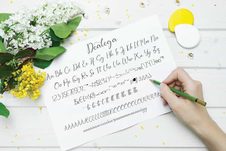 Dealega Calligraphy Font Image 4