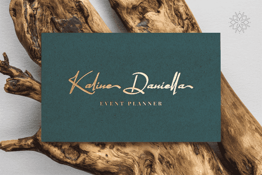 Quagralle Signature Script Font Image 2