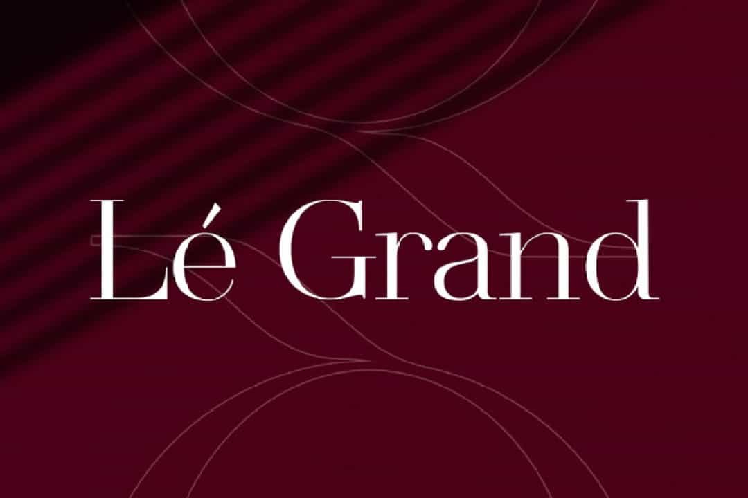 Qwenzy Elegant Serif Font Image 2