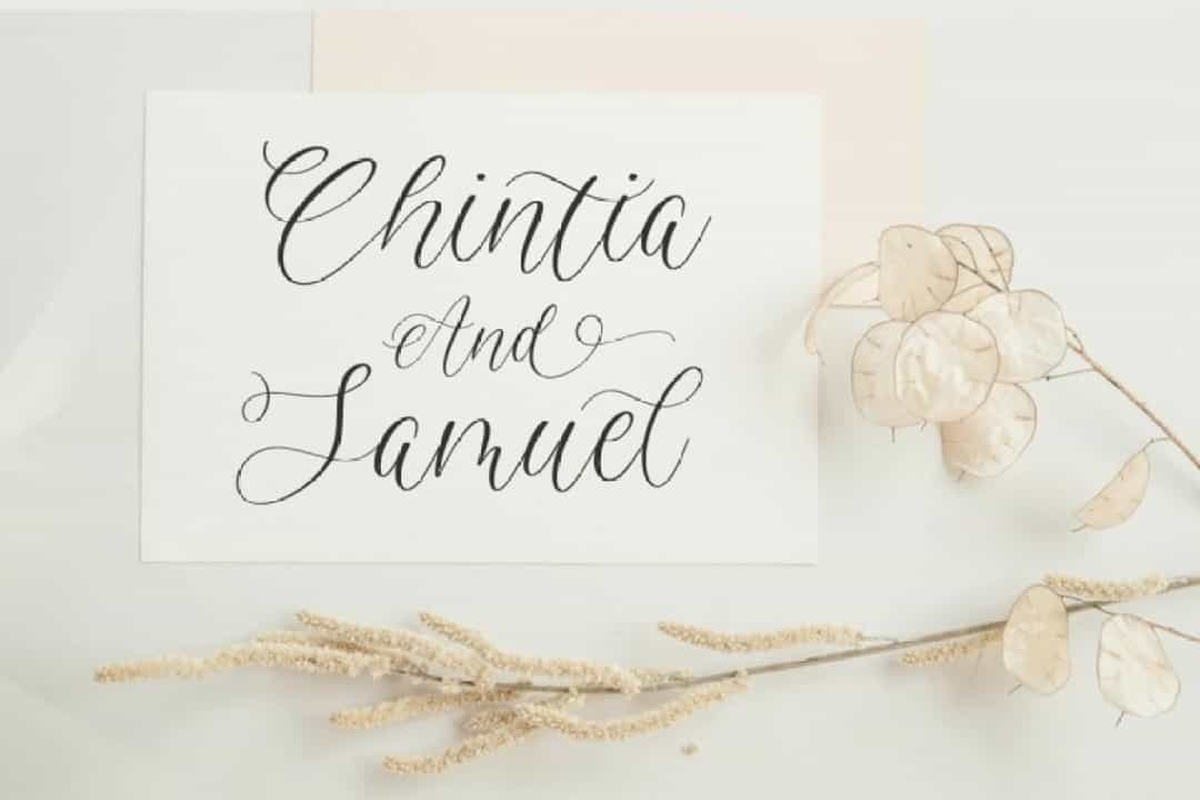Avalien Font Image 2