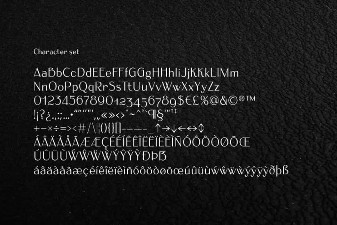 Armoire Font Family Image 3
