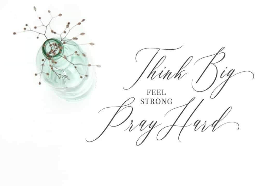 Feelsmooth Script Font Image 2