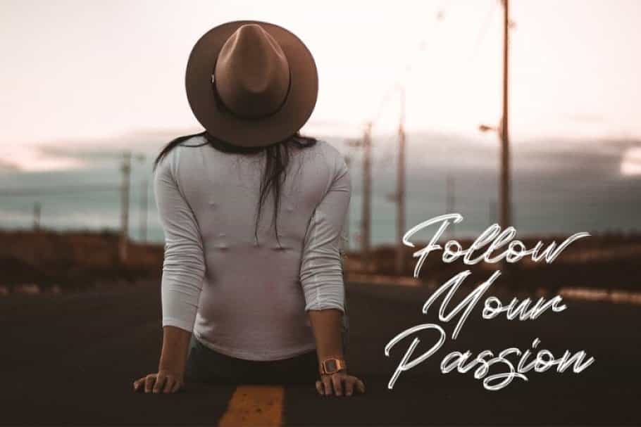 Kallisa Script Font Image 2