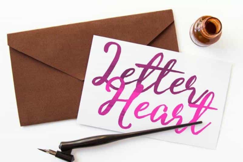 Charitta Organic Script Font Image 2