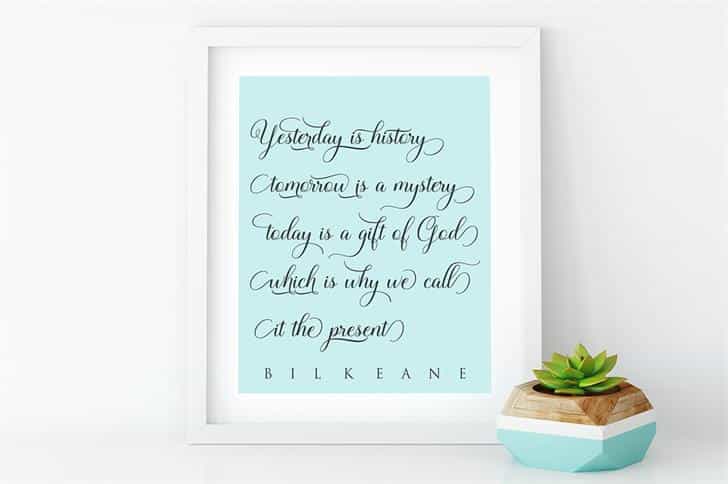 Lady Angelina Script Font Image 2