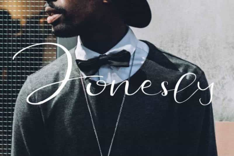 Jonesly Script Font Image 1