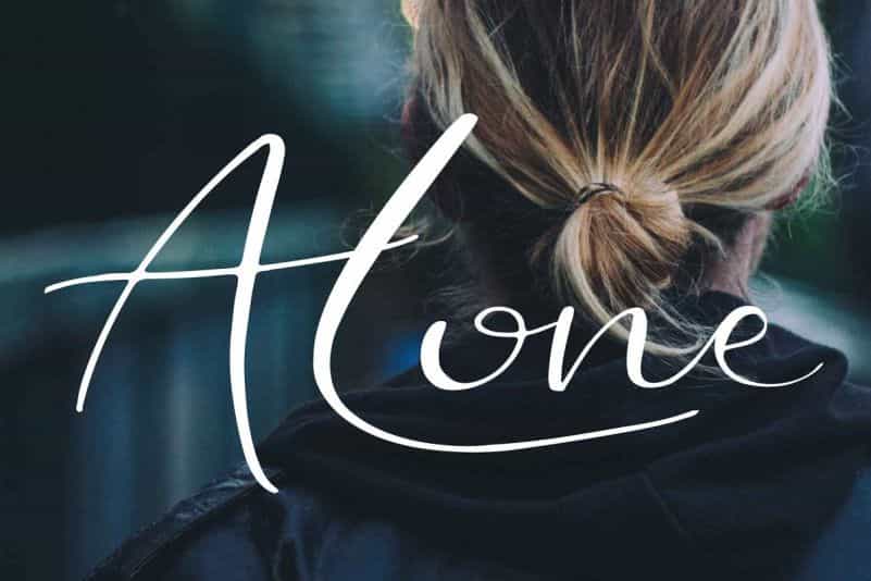 Jonesly Script Font Image 2