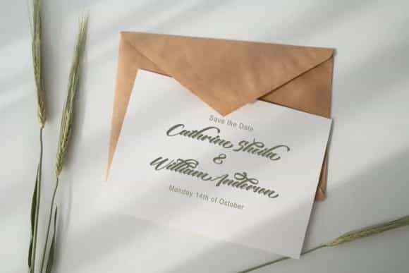 De Hafla Script Font Image 2