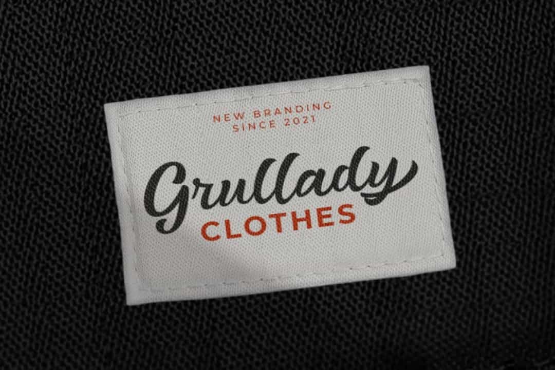 Thiery Script Font Image 2